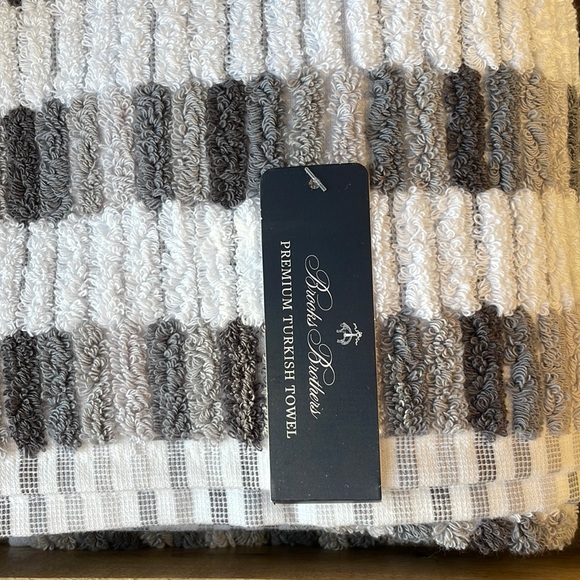 BROOKS BROTHERS Bath Towel Set! NWT ✨ gorgeous quality premium Turkish towels! - Picture 12 of 13